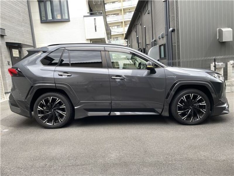 RAV4