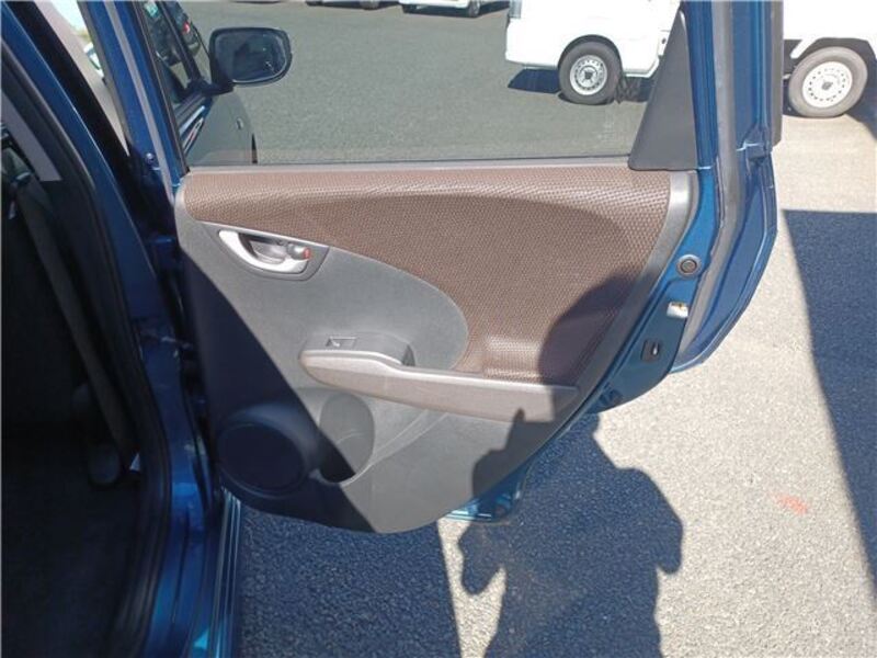 FIT SHUTTLE