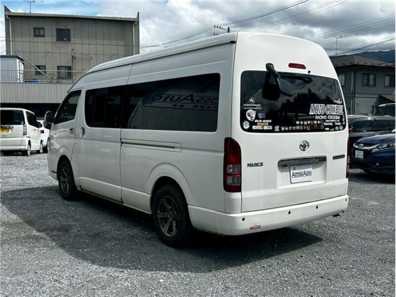HIACE