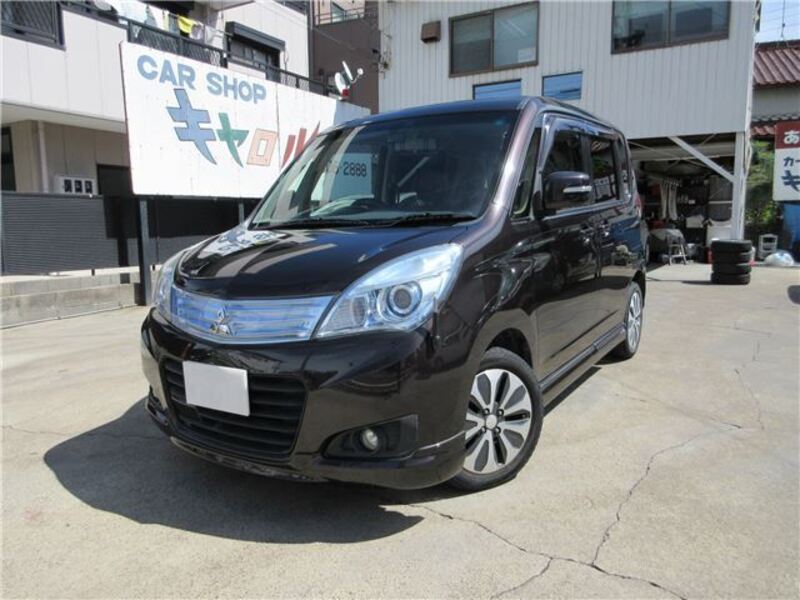 MITSUBISHI DELICA D2