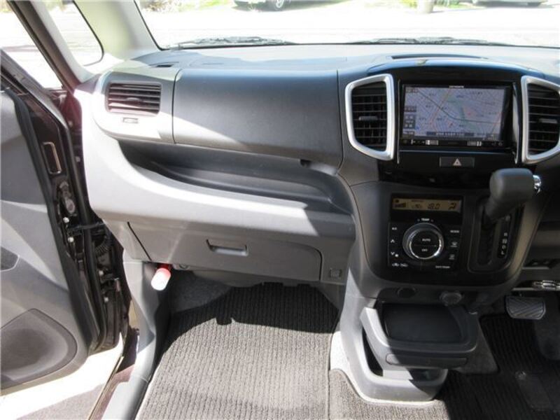 DELICA D2