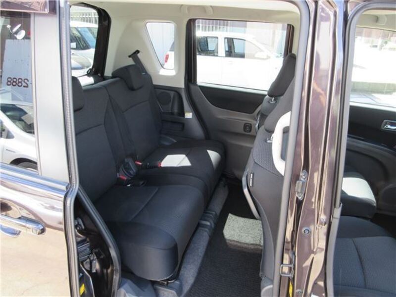 DELICA D2