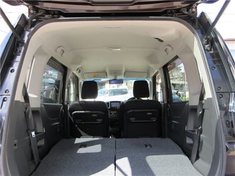 DELICA D2
