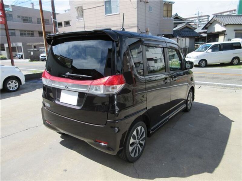 DELICA D2