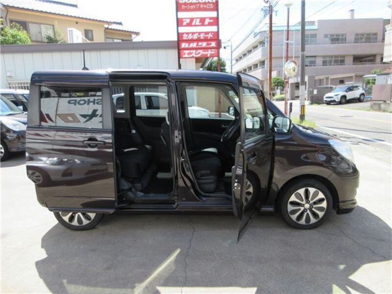 DELICA D2
