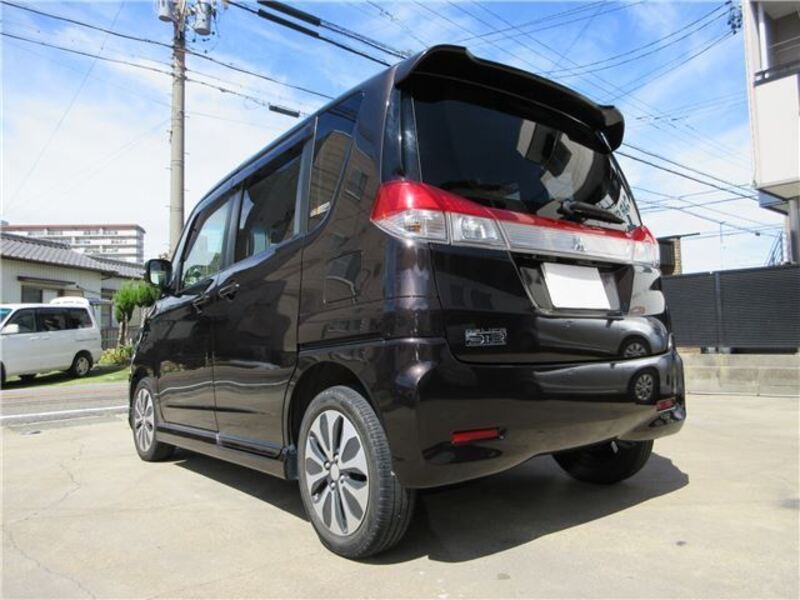 DELICA D2