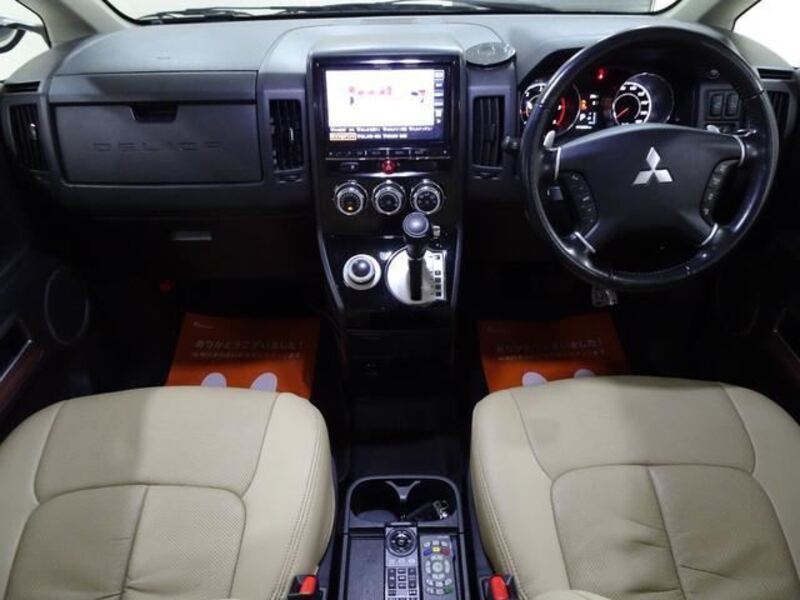 DELICA D5