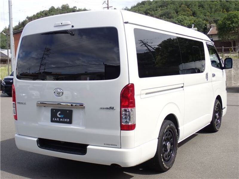 HIACE