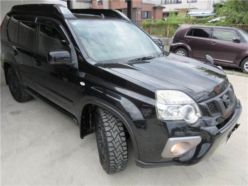 X-TRAIL