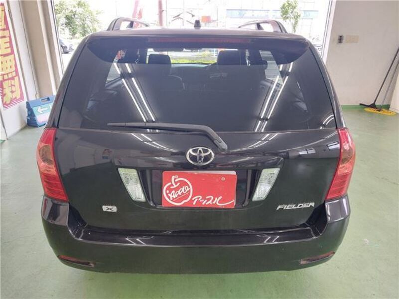 COROLLA FIELDER