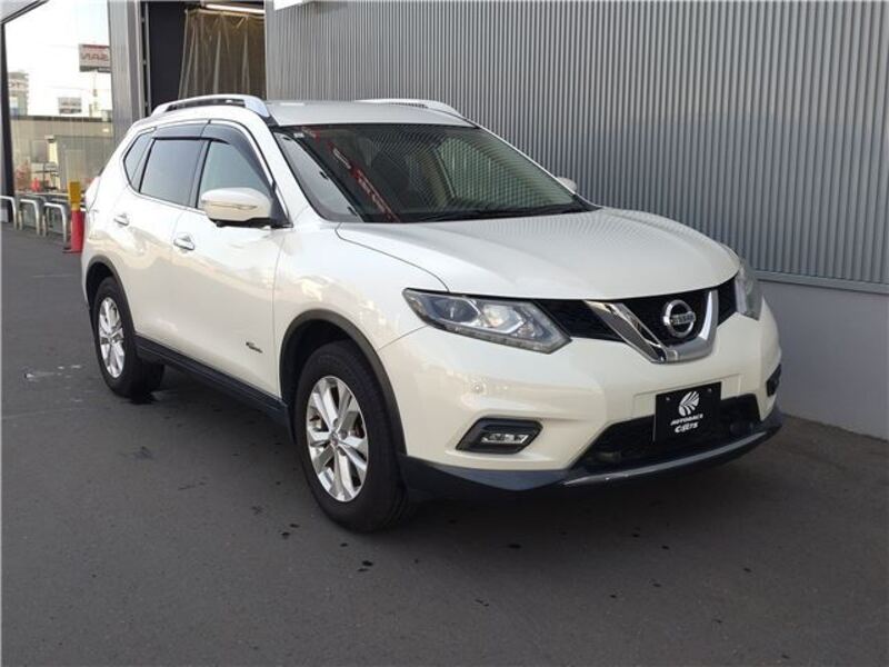 X-TRAIL