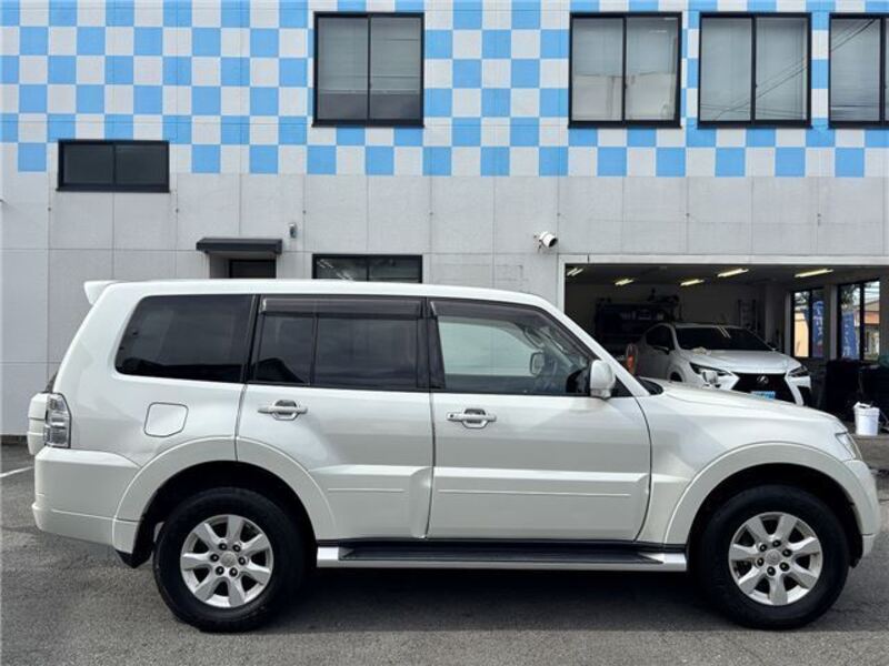 PAJERO