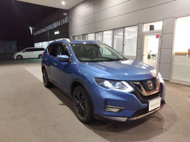 X-TRAIL