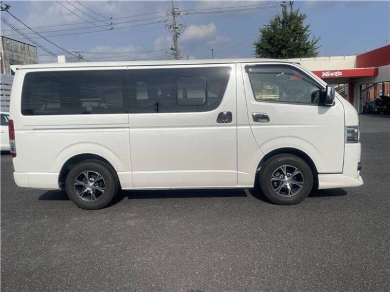 HIACE