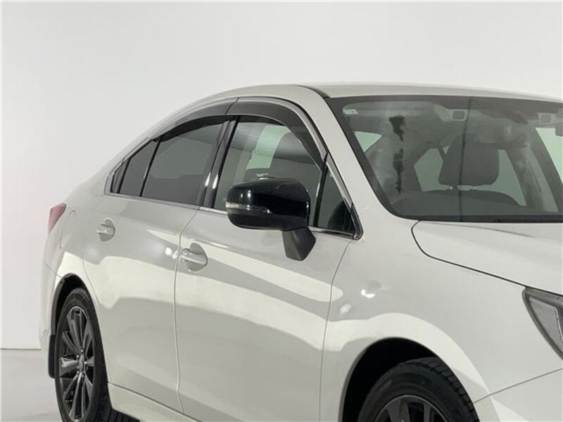 LEGACY B4