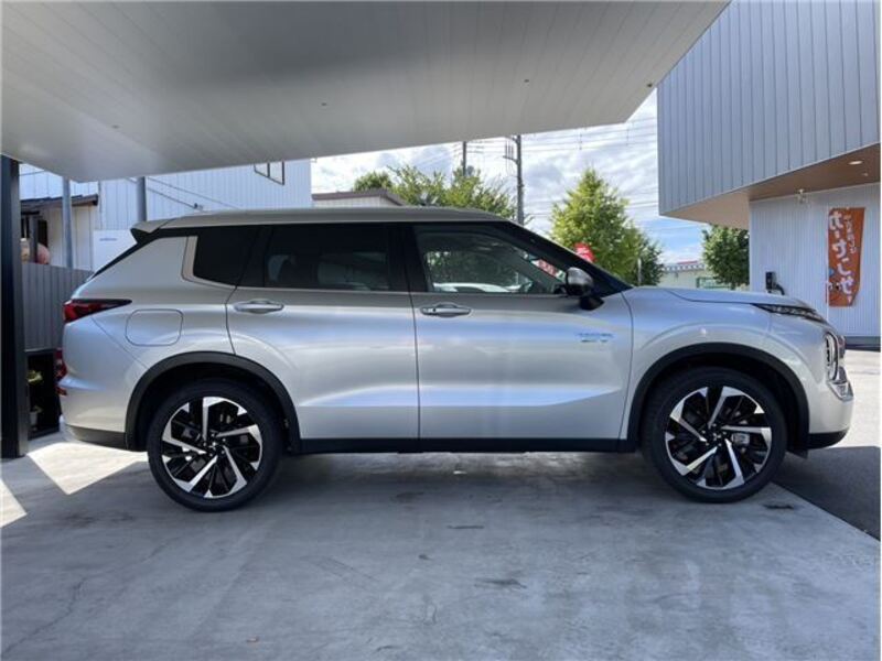 OUTLANDER PHEV