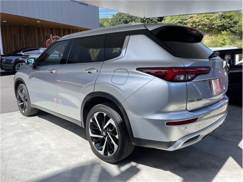 OUTLANDER PHEV