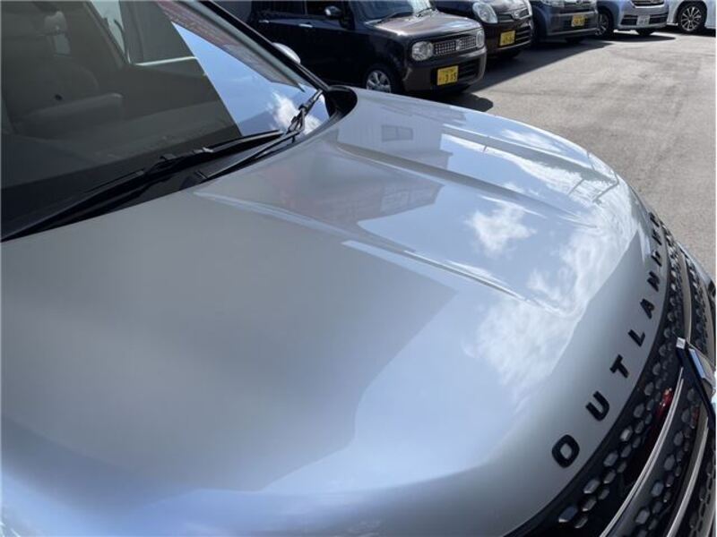 OUTLANDER PHEV