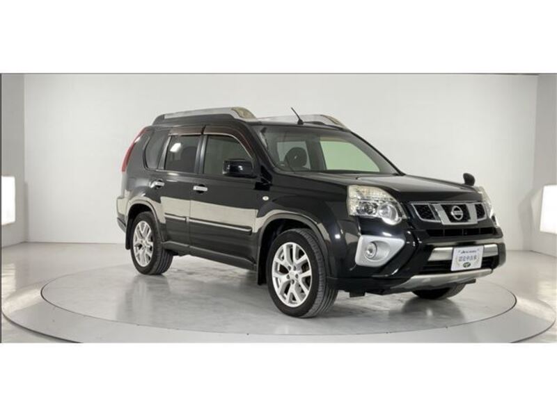 X-TRAIL