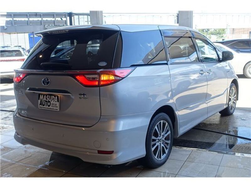 ESTIMA HYBRID