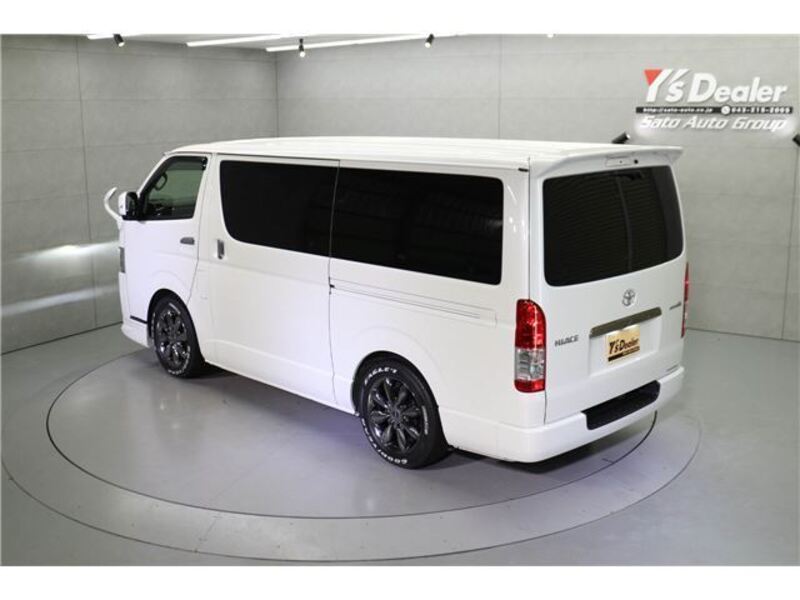HIACE