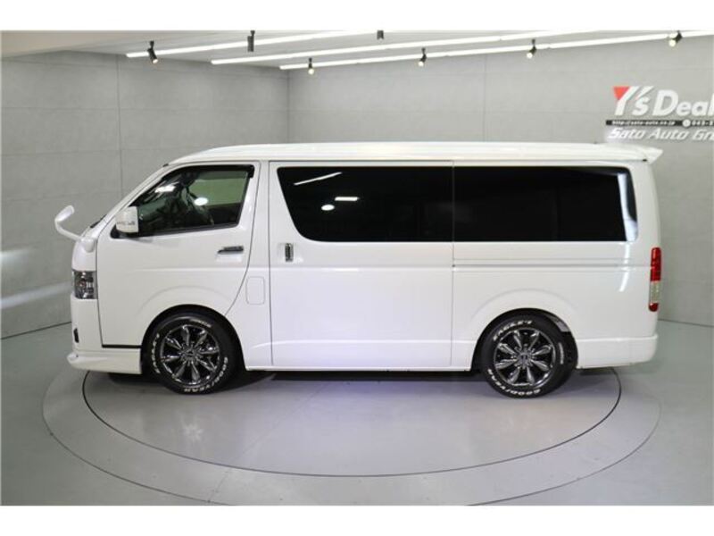 HIACE