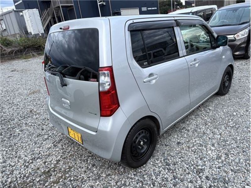 WAGON R