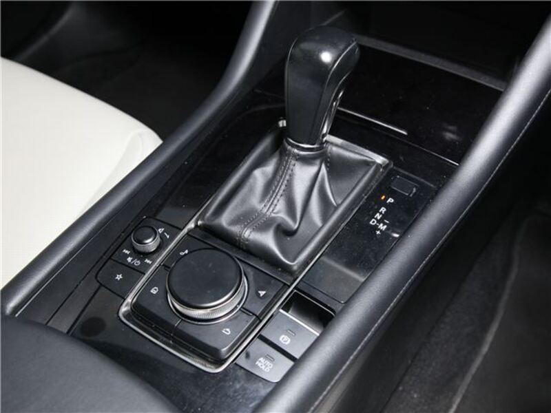 MAZDA3
