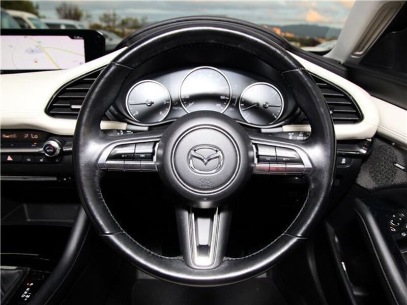 MAZDA3