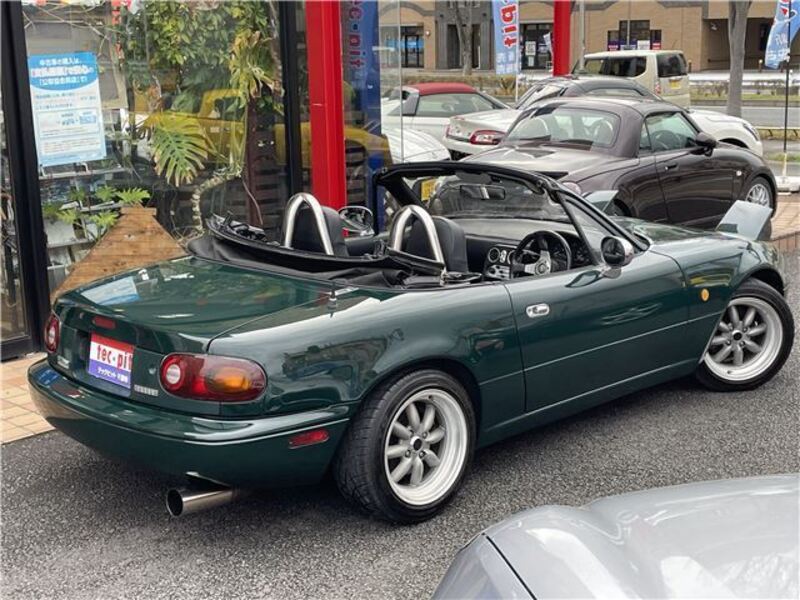 EUNOS ROADSTER