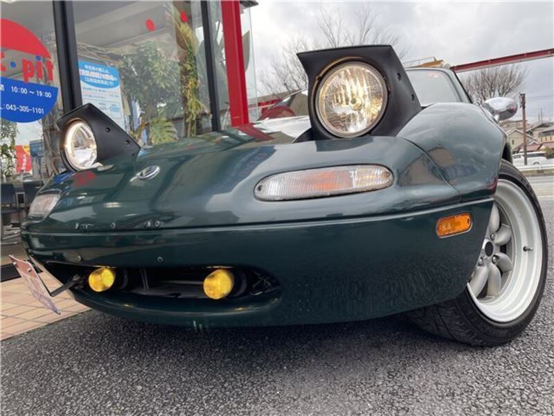 EUNOS ROADSTER