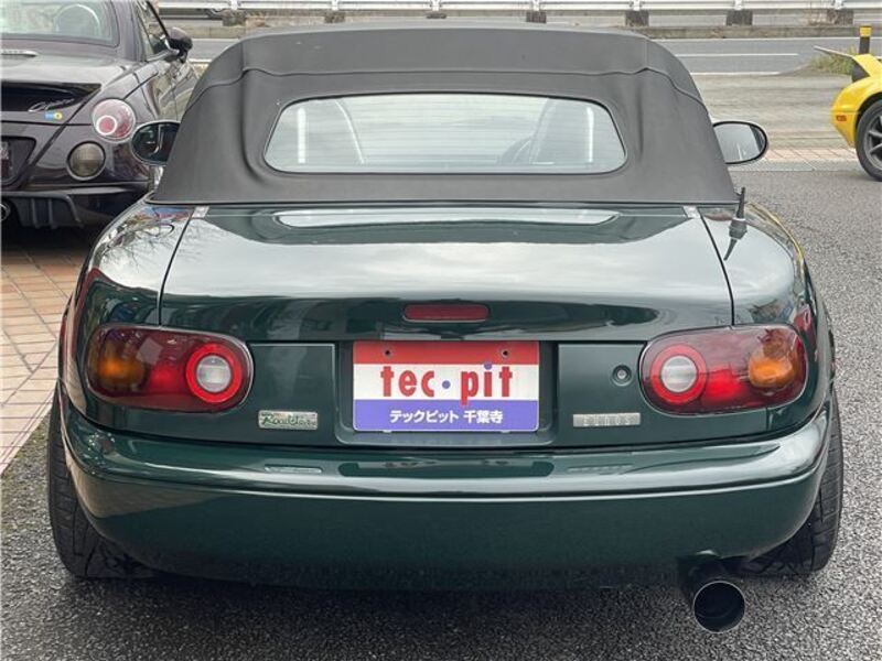 EUNOS ROADSTER