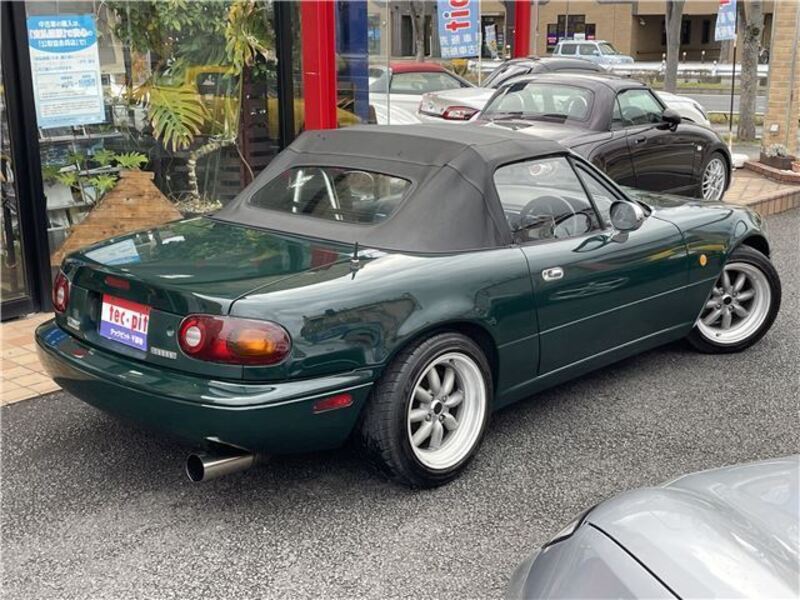 EUNOS ROADSTER