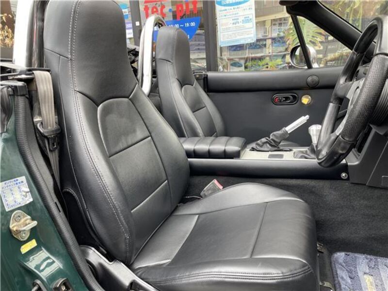 EUNOS ROADSTER