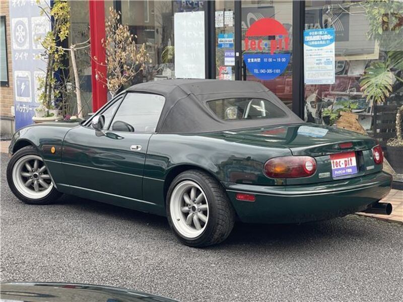 EUNOS ROADSTER