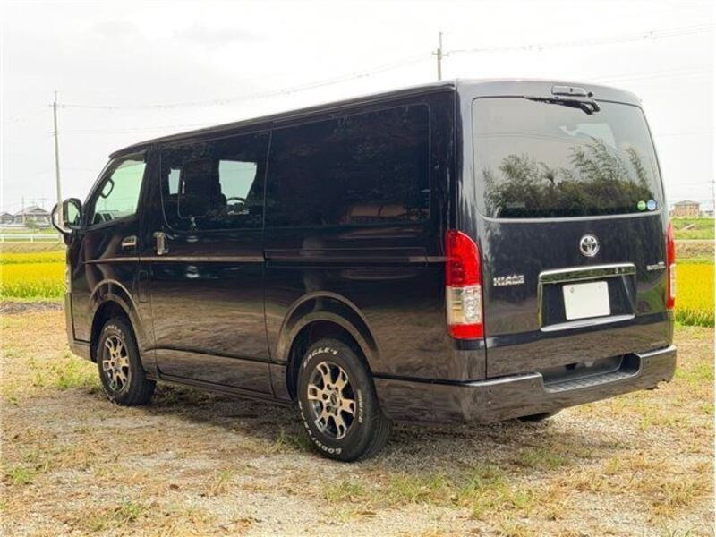 HIACE