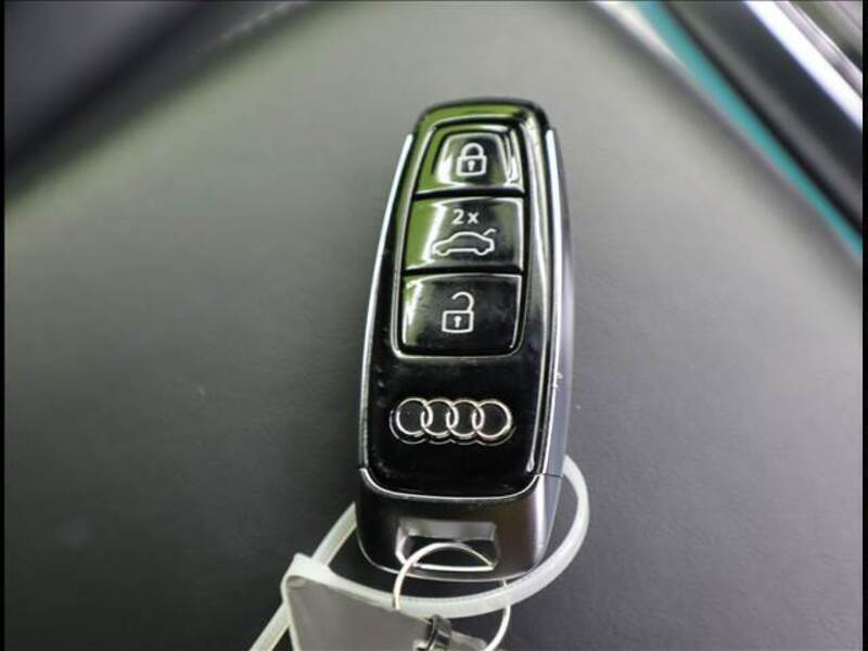 Q7