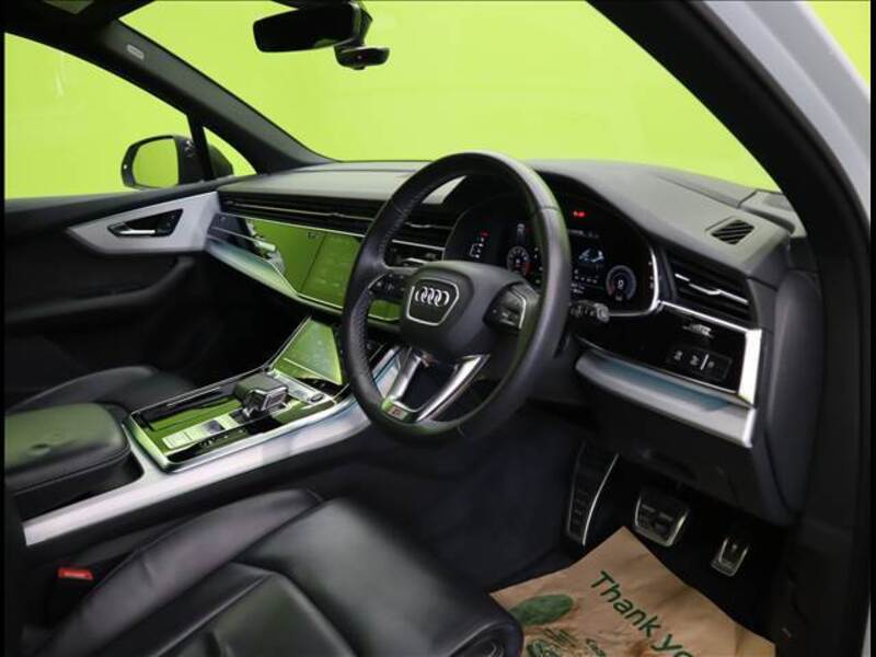 Q7
