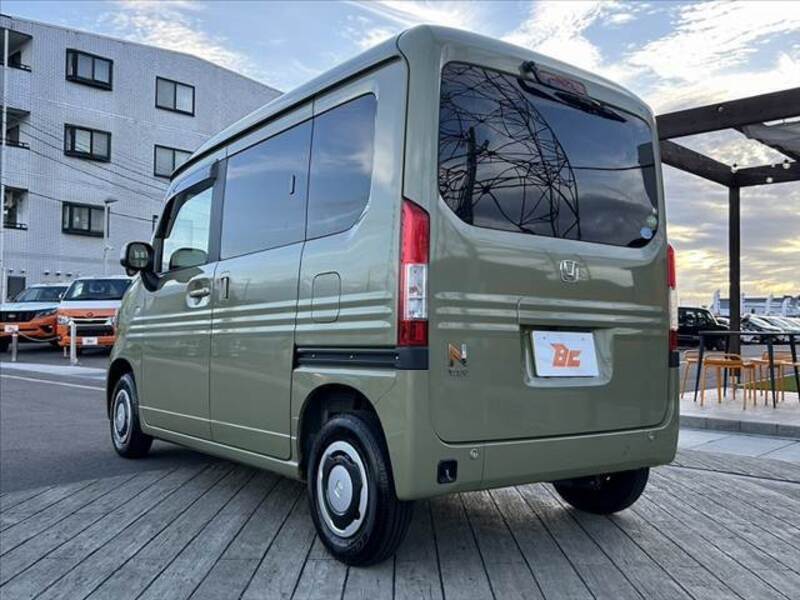 N-VAN