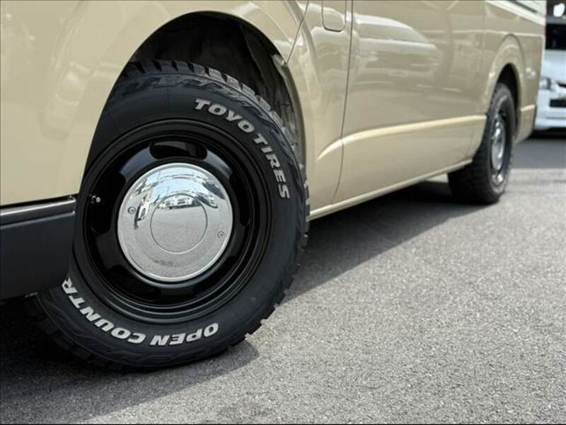 HIACE VAN
