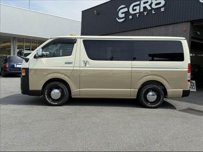 HIACE VAN