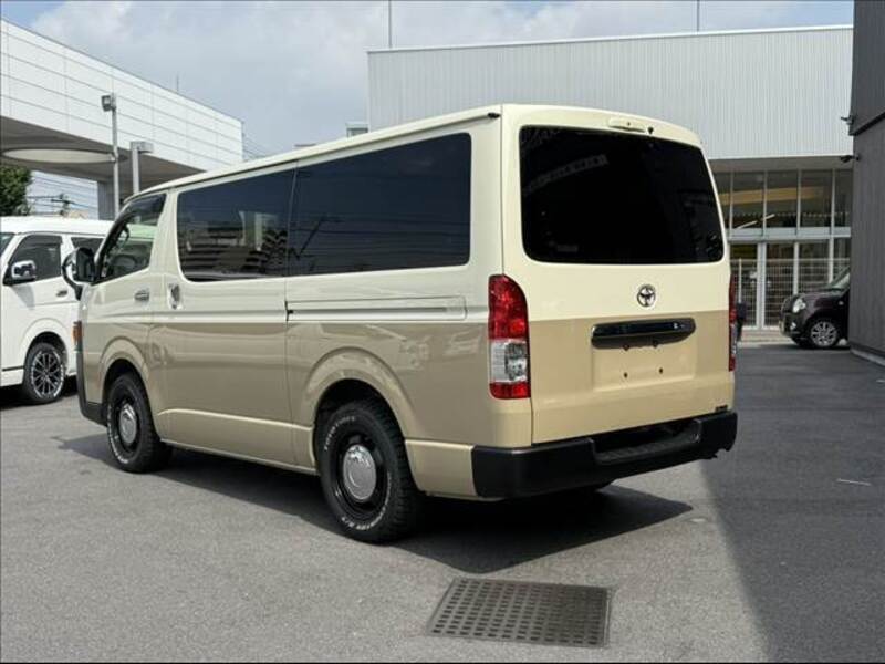 HIACE VAN