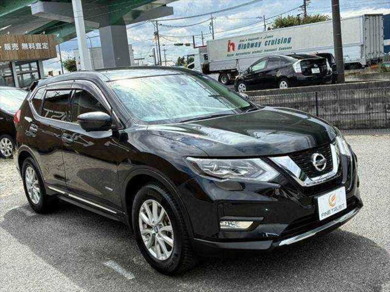 X-TRAIL