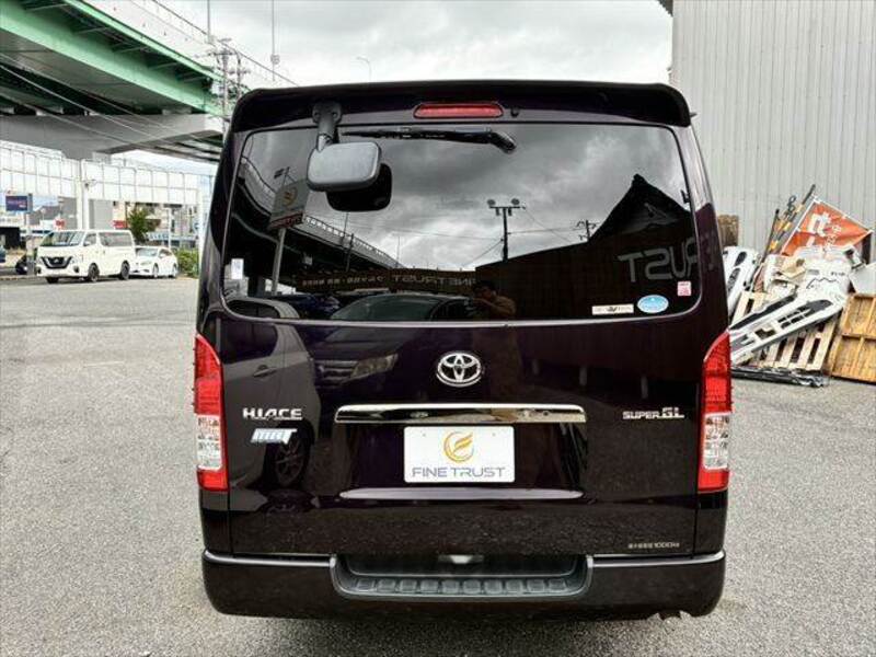HIACE VAN