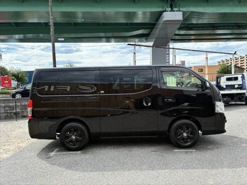 NV350 CARAVAN