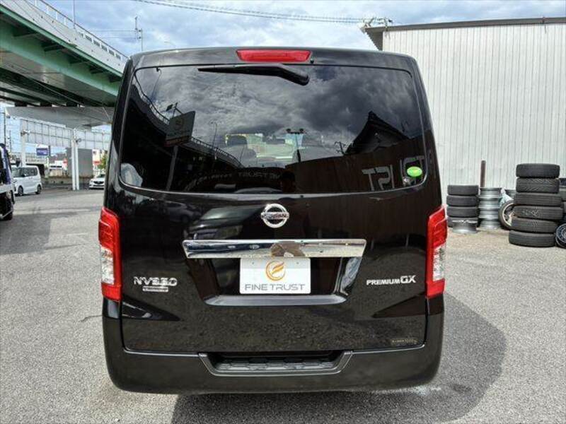 NV350 CARAVAN