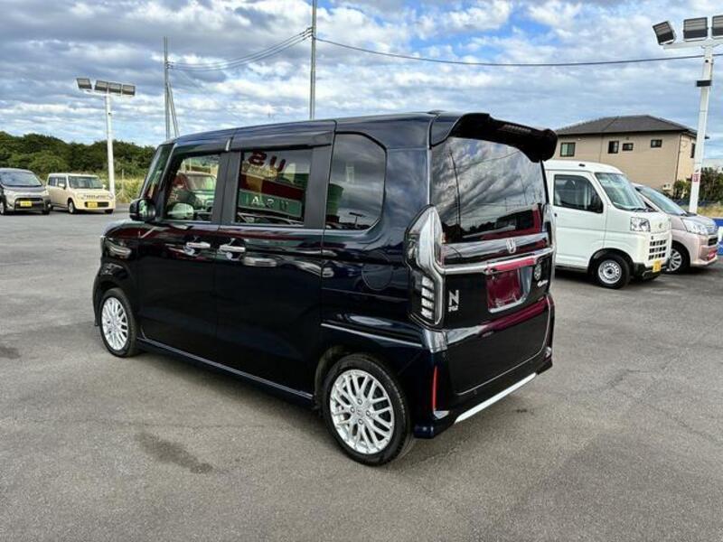 N BOX CUSTOM