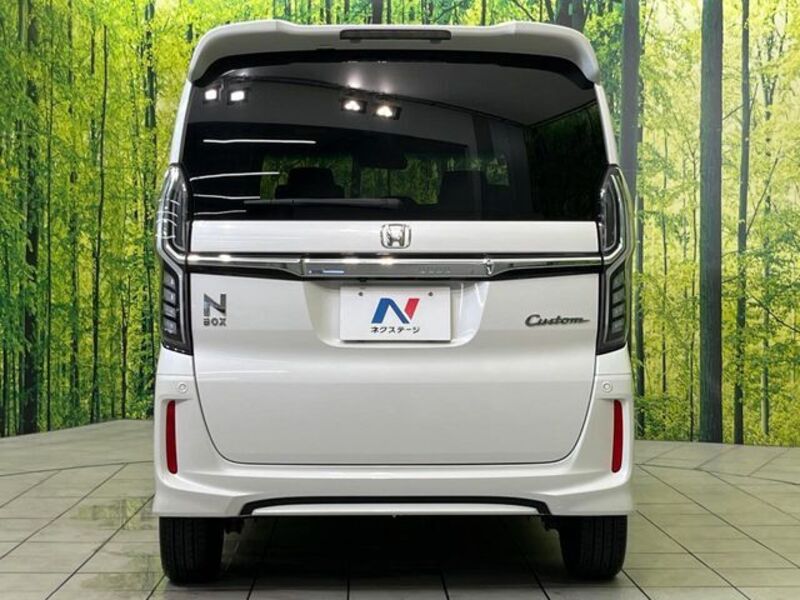 N BOX CUSTOM