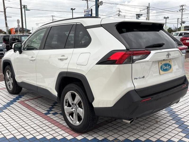 RAV4