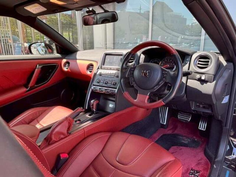 GT-R